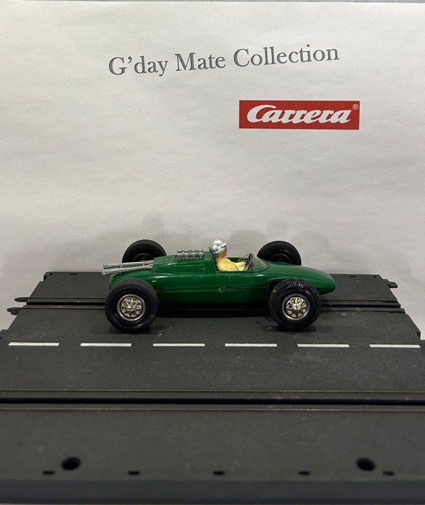40402 Lotus Climax - dunkelgrün - F1 chrom