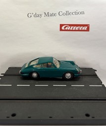 40412 Porsche 911 - dunkelgrün - ohne 911 Schriftzug - Beleuchtung - altes Chassis - F15 chrom
