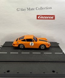 40412 Porsche 911 - orange - schwarzer Streifen auf Haube - Nr2 - F16 chrom