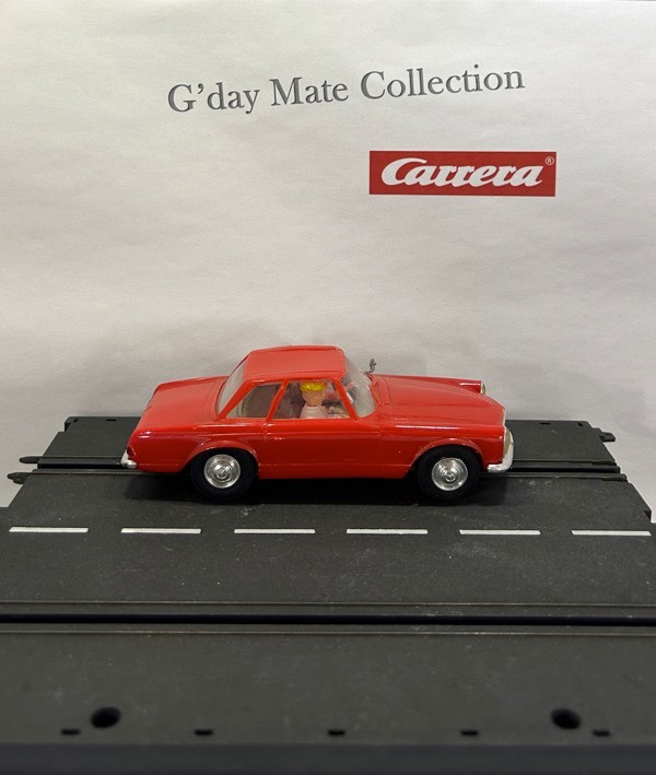 40420 Mercedes 230 SL - rot - Beleuchtung - F17 chrom