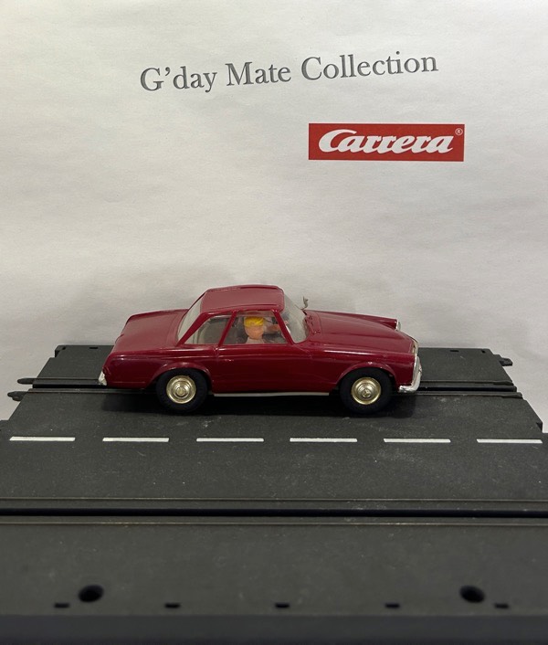 40420 Mercedes 230 SL - dunkelrot - Beleuchtung - F17 chrom