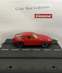 40423 Porsche 928 - rot - F2-22 grau-schwarz