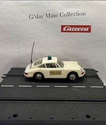 40429 Porsche 911 Polizei - weiss - grauer Fahrereinsatz - mit Licht - F15 chrom 