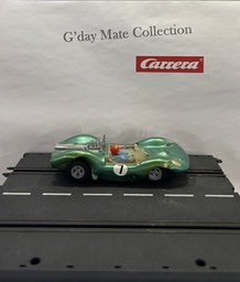 40452 Lotus 40 - grün - Motor chrom - Nr7 F29 grau