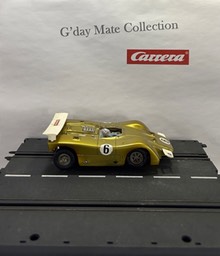 40467 March 707 - gold - Motor chrom - Nr6 - F10-20 grau
