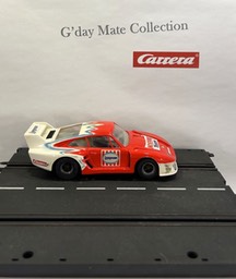 40468 Porsche 935 - weiss-rot - Langnese - blauer Streifen F21 grau-schwarz